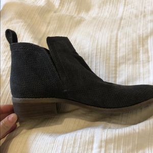 gray textured dolce vida suede booties, size 7.5